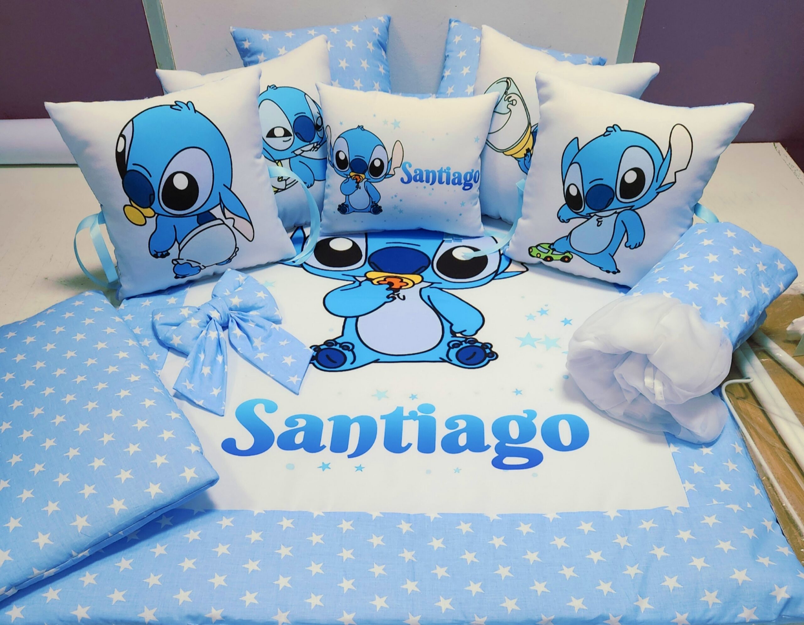 Conjunto 8 peças «Stitch bebe azul com estrelas»