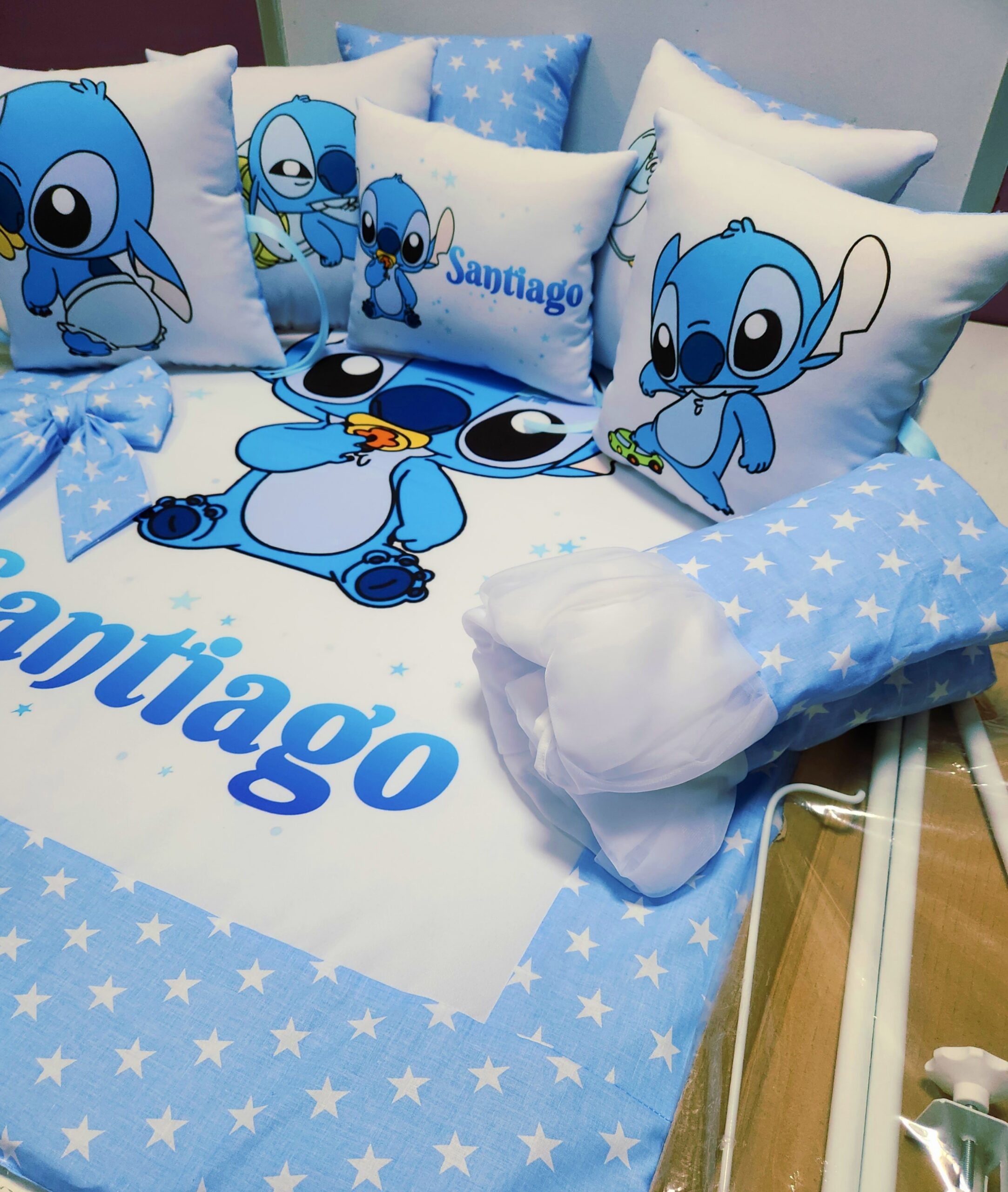 Conjunto 8 peças «Stitch bebe azul com estrelas»