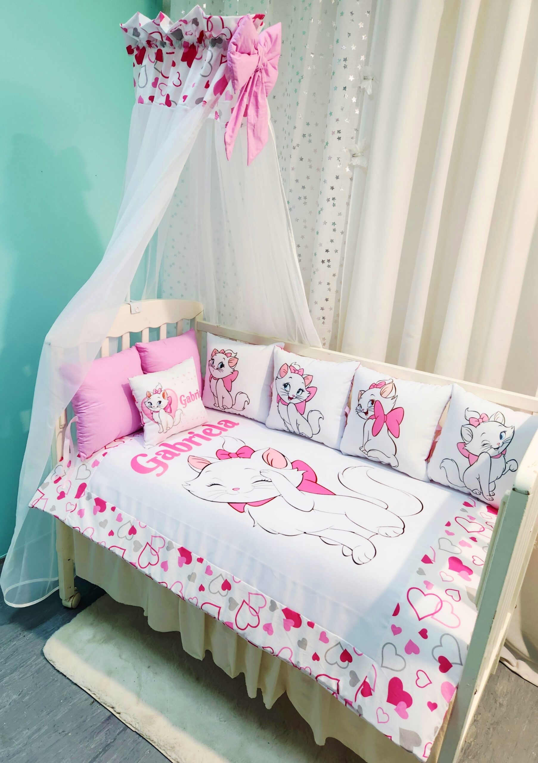 002 Conjunto 8 peças «Gata Marie com Corações»