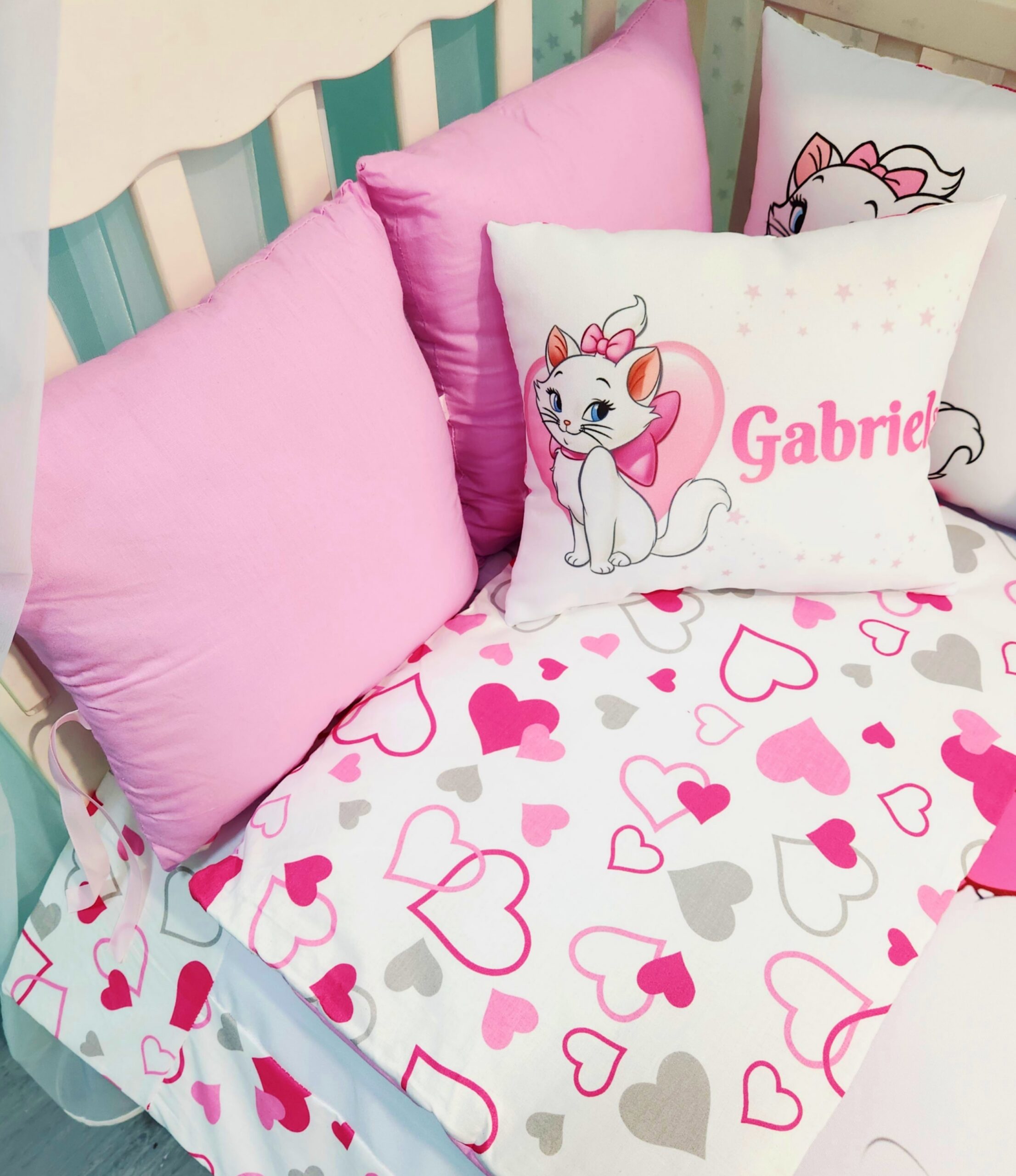 002 Conjunto 8 peças «Gata Marie com Corações»