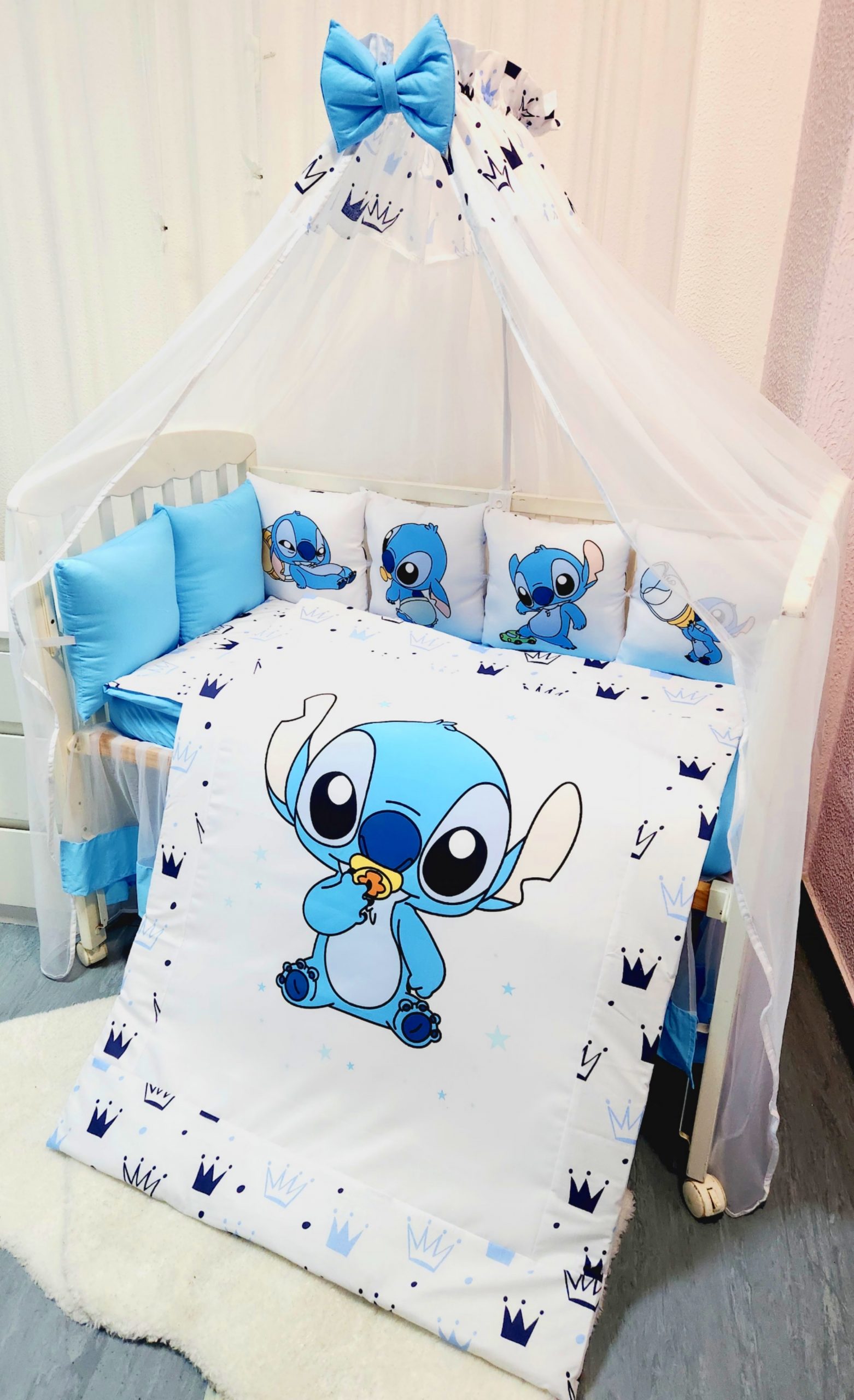 Conjunto 8 peças «Stitch bebe Coroas azuis»