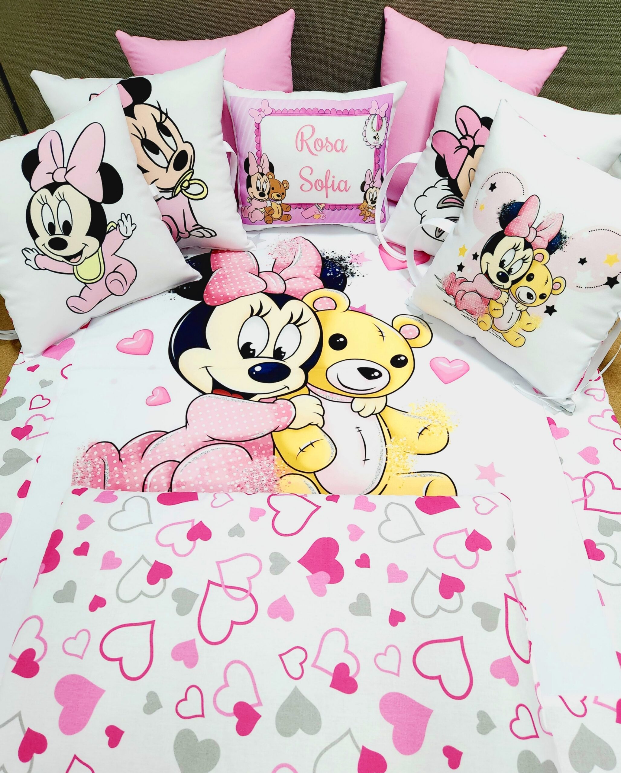 Conjunto 8 peças «Minnie e corações»