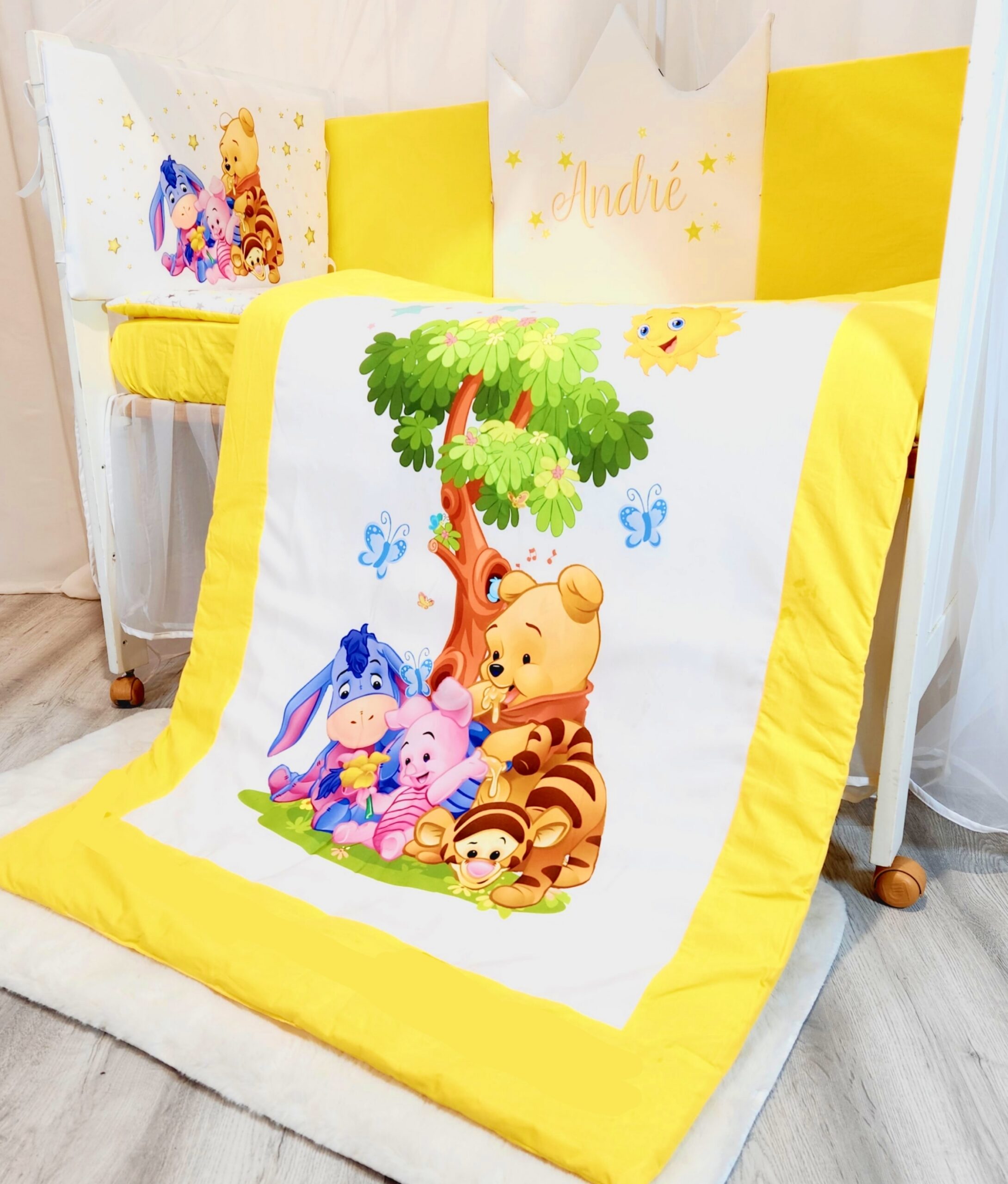 Conjunto Conforto «Winnie bebe estrelas amarelas»