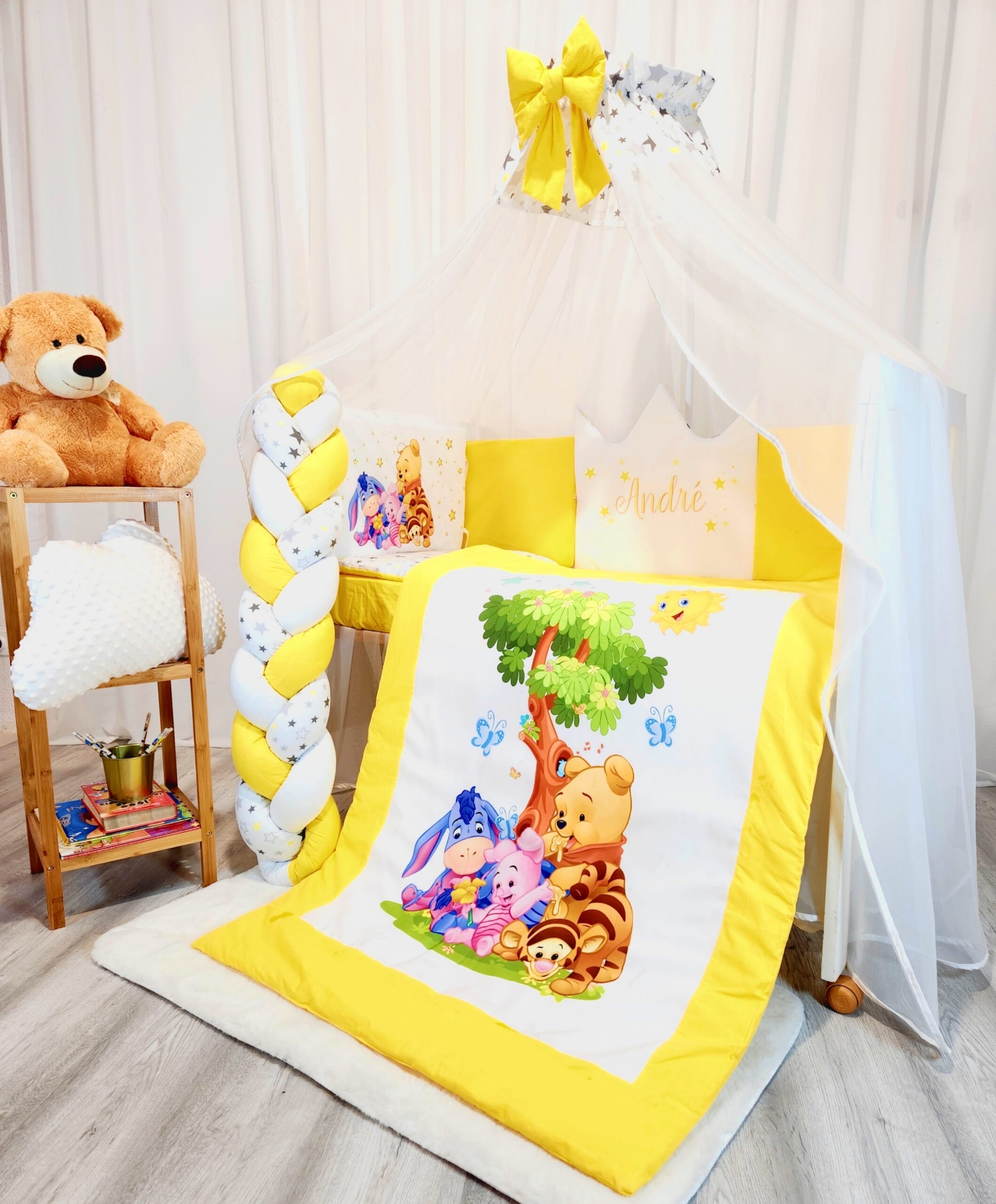 Conjunto Conforto «Winnie bebe estrelas amarelas»