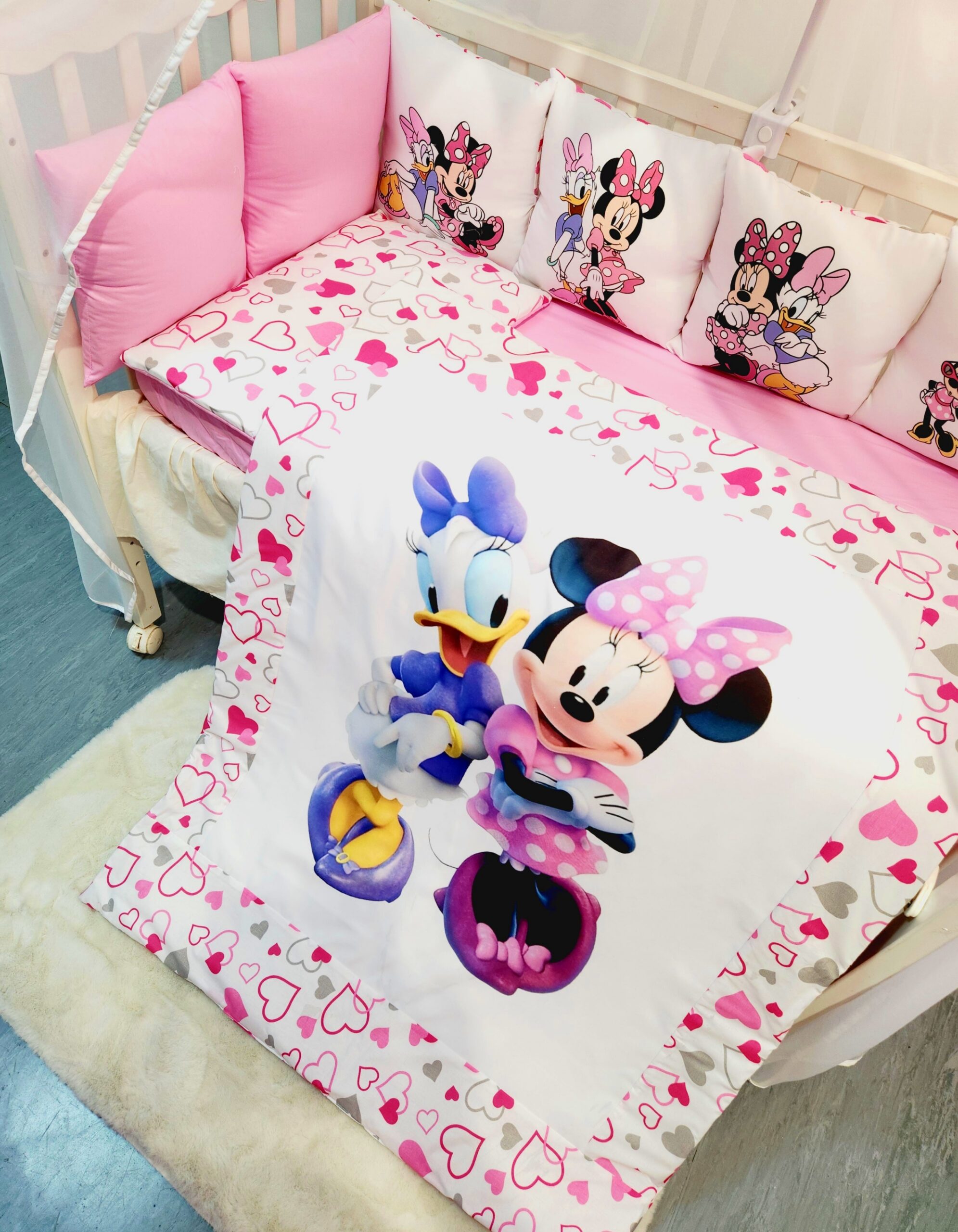 Conjunto 8 peças «Minnie e Daisy corações»