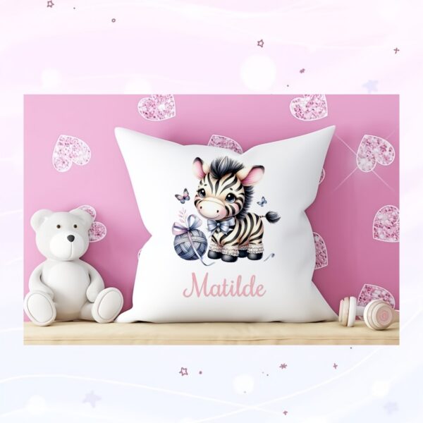 Almofada Zebra com Borboletas  Personalizada com nome