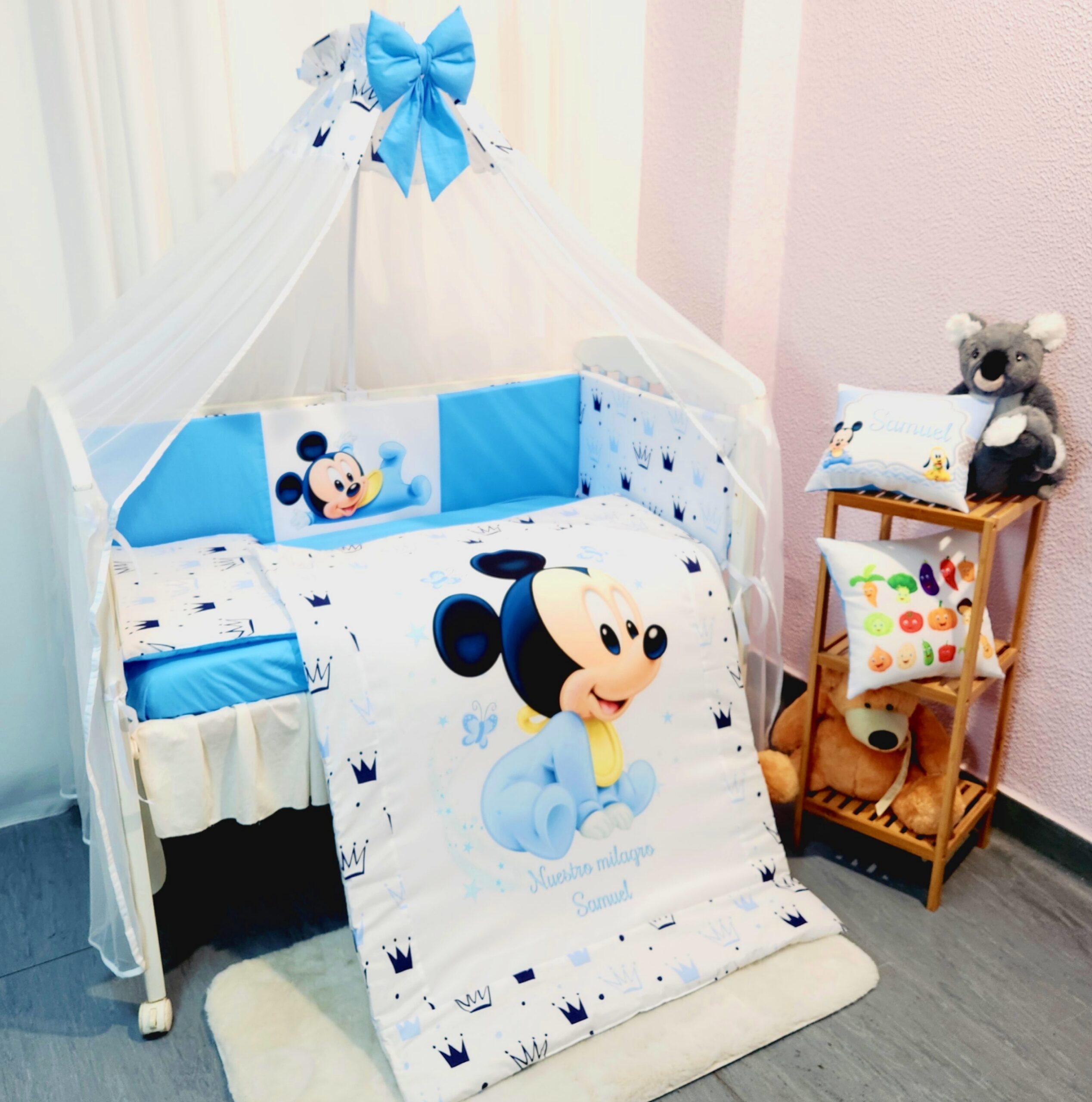 Modelo Proteção total «Mickey coroas»