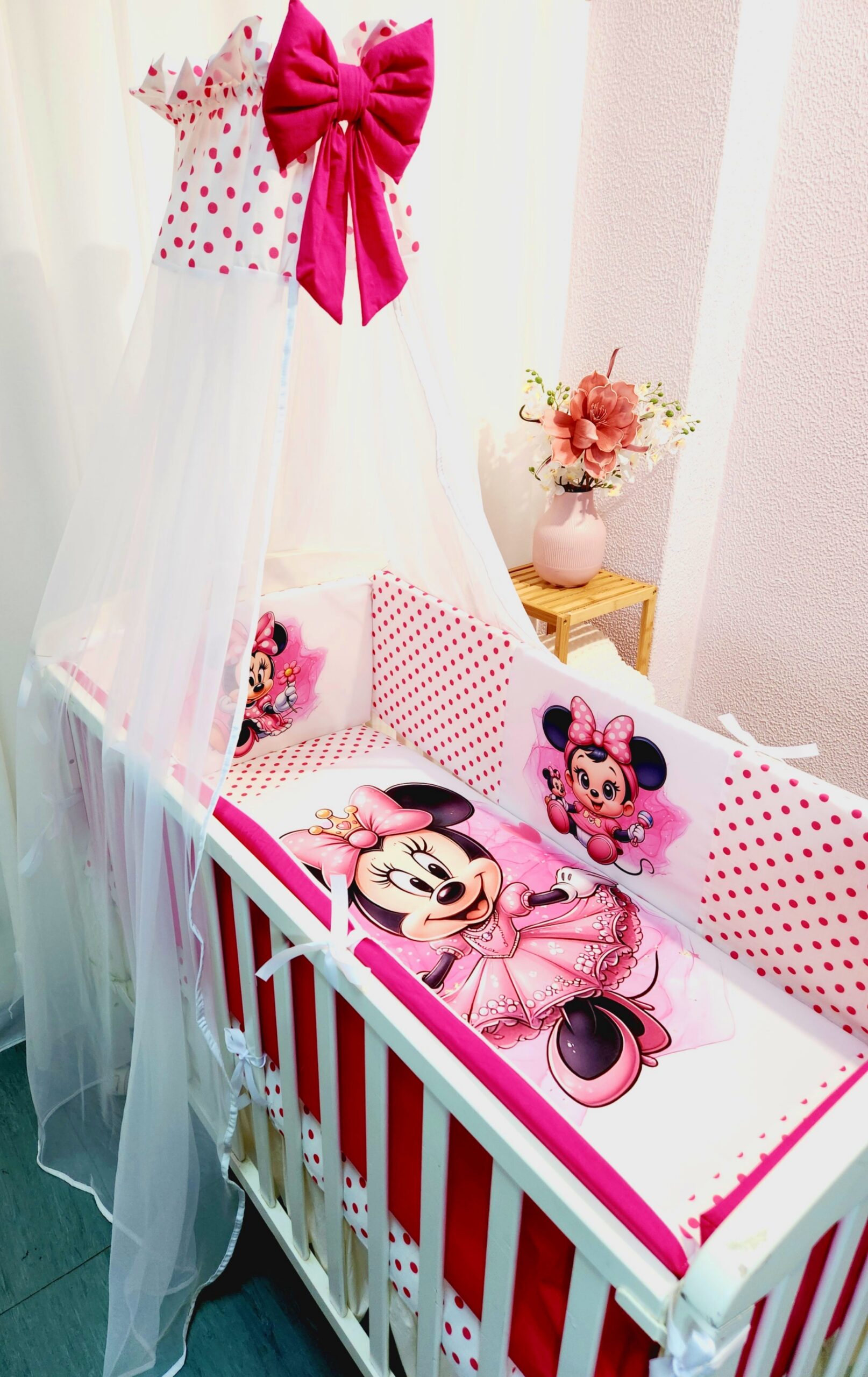 Modelo Proteção total «Minnie Bolinhas»