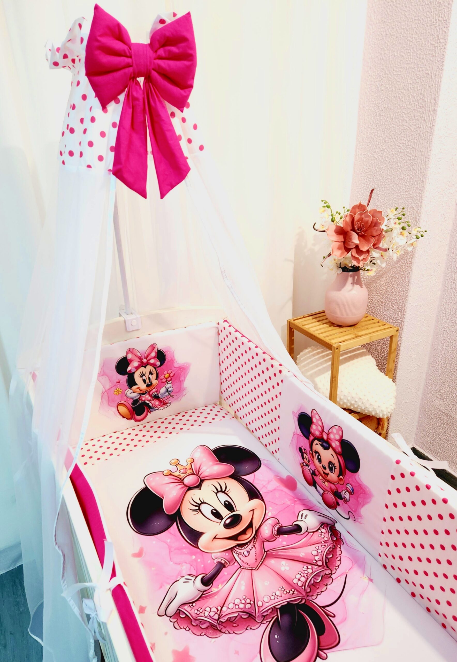 Modelo Proteção total «Minnie Bolinhas»