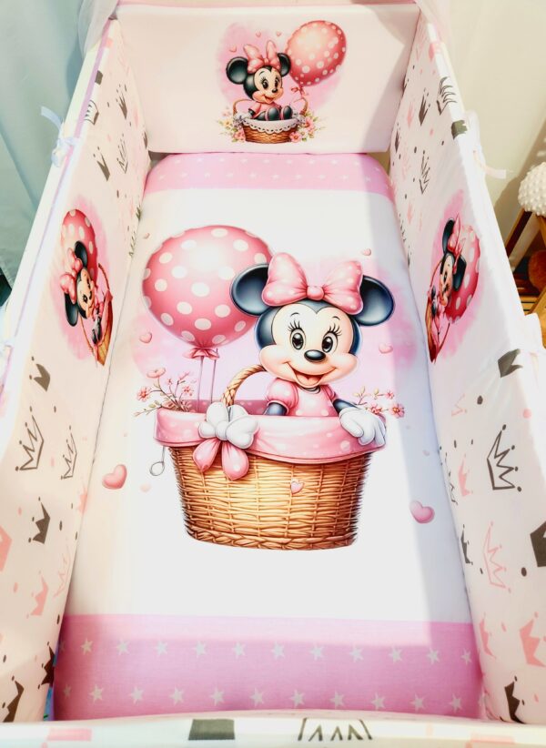 Modelo Proteção total «Minnie bebé com coroas»