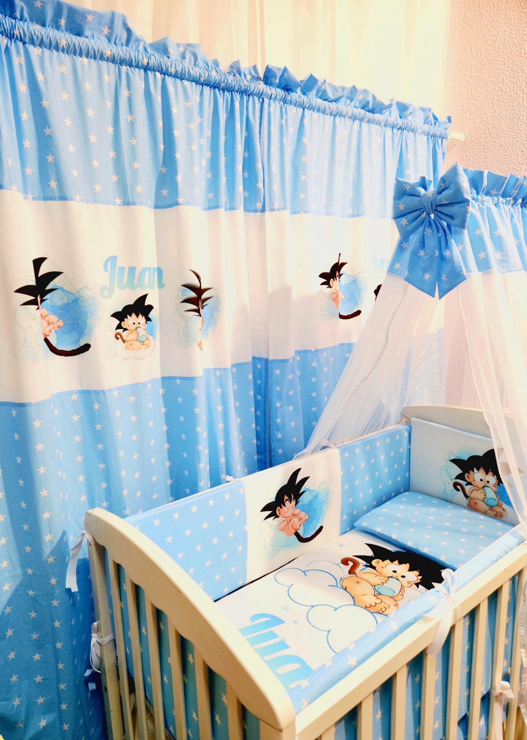 Modelo Proteção total «Goku com estrelas»