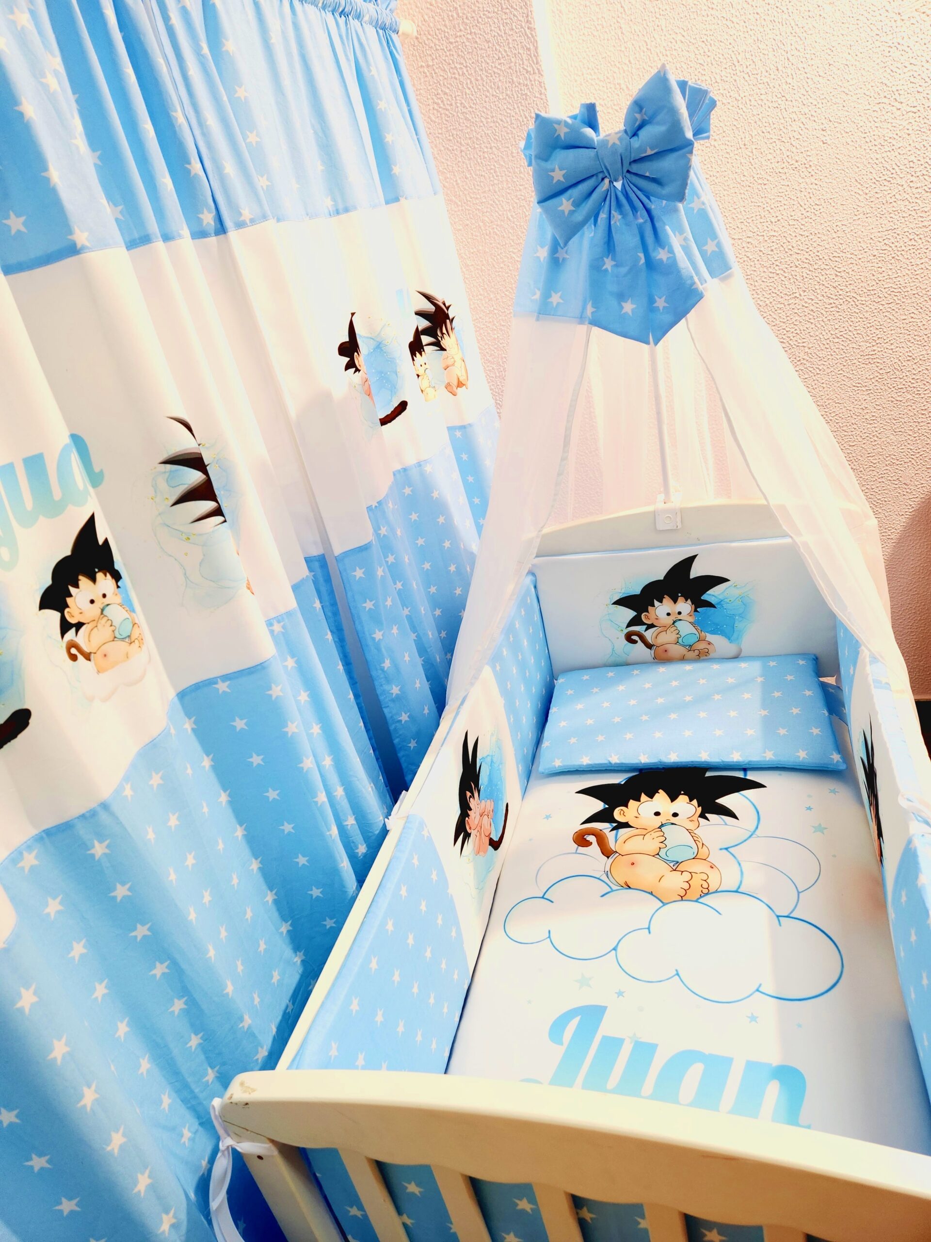 Modelo Proteção total «Goku com estrelas»