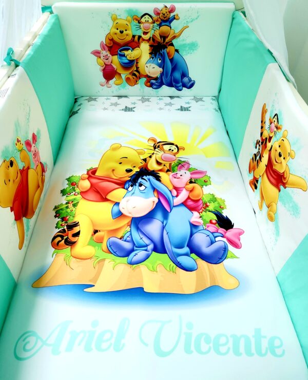 Modelo Proteção total «Winnie com estrelas verde água»