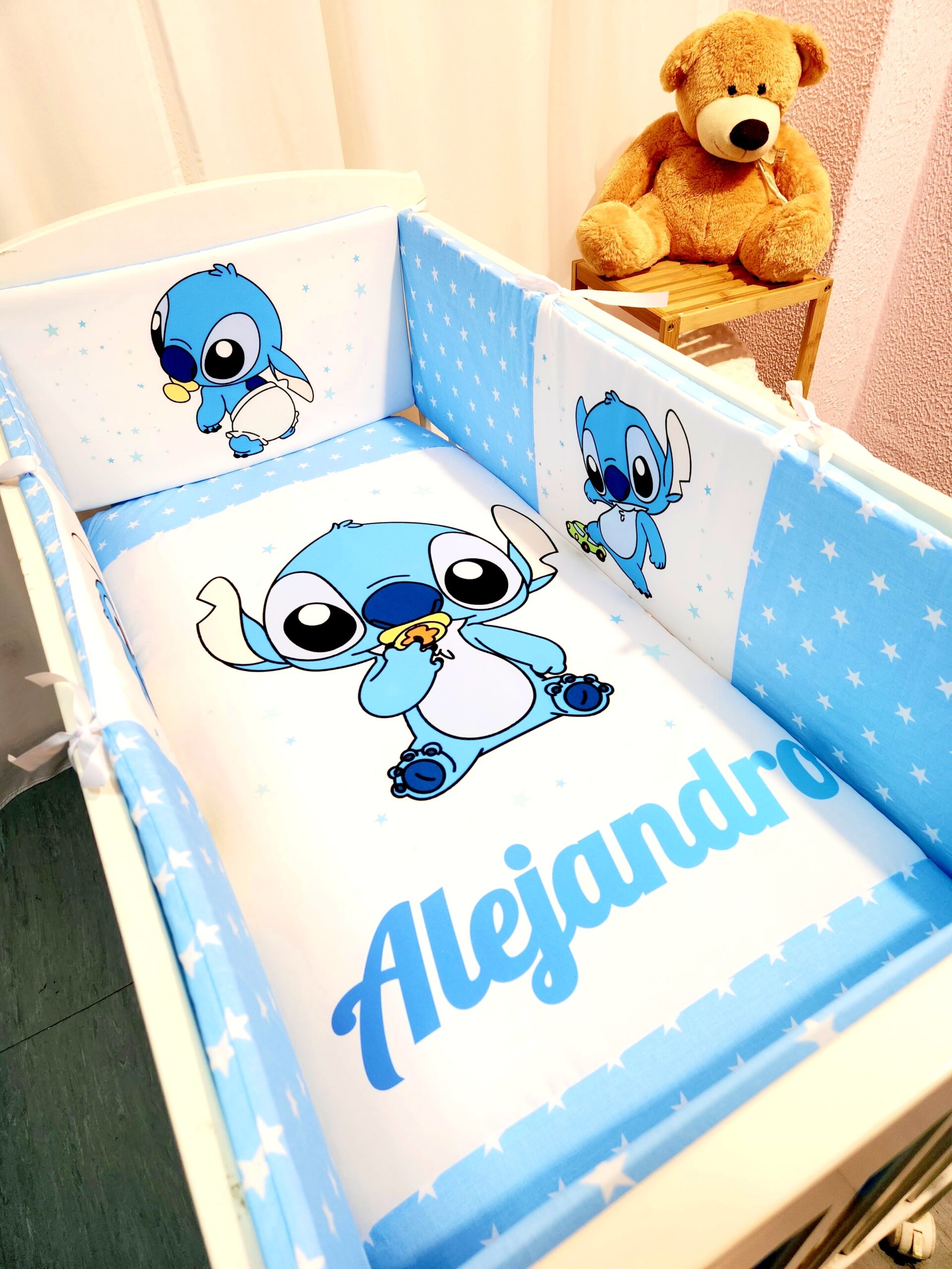 Modelo Proteção total «Stitch bebé estrelas»