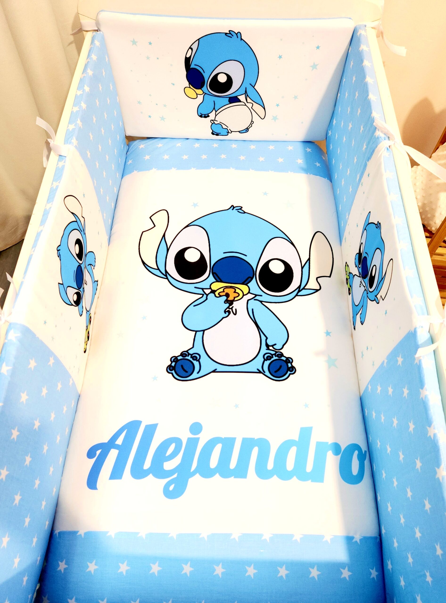 Modelo Proteção total «Stitch bebé estrelas»