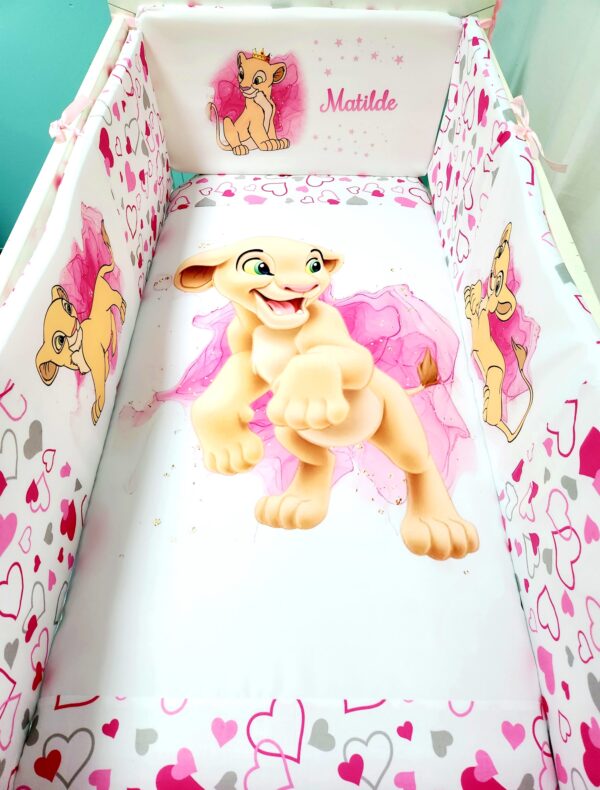 Modelo Proteção total «Nala com corações»