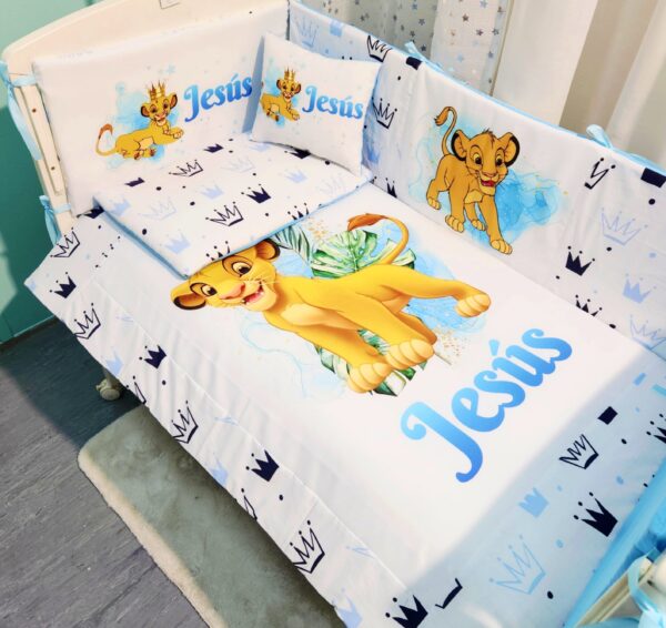 Modelo Proteção total «Rei Leão em folhas»