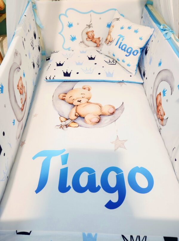 Modelo Proteção total «Ursihno na lua com coroas»