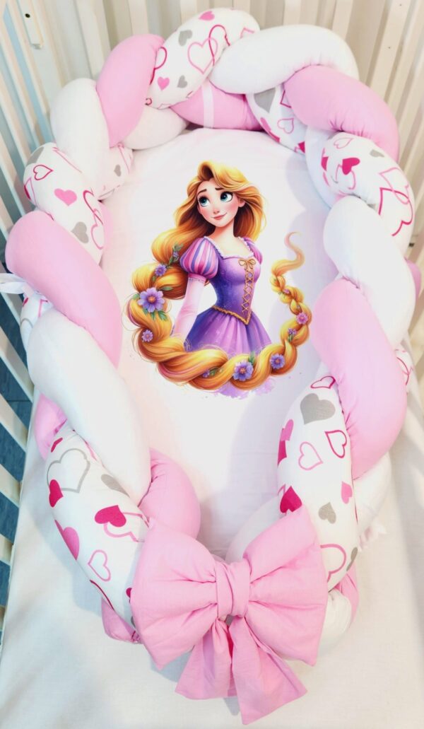 Ninho/Protetor 2 em 1 «Princesa Rapunzel corações»