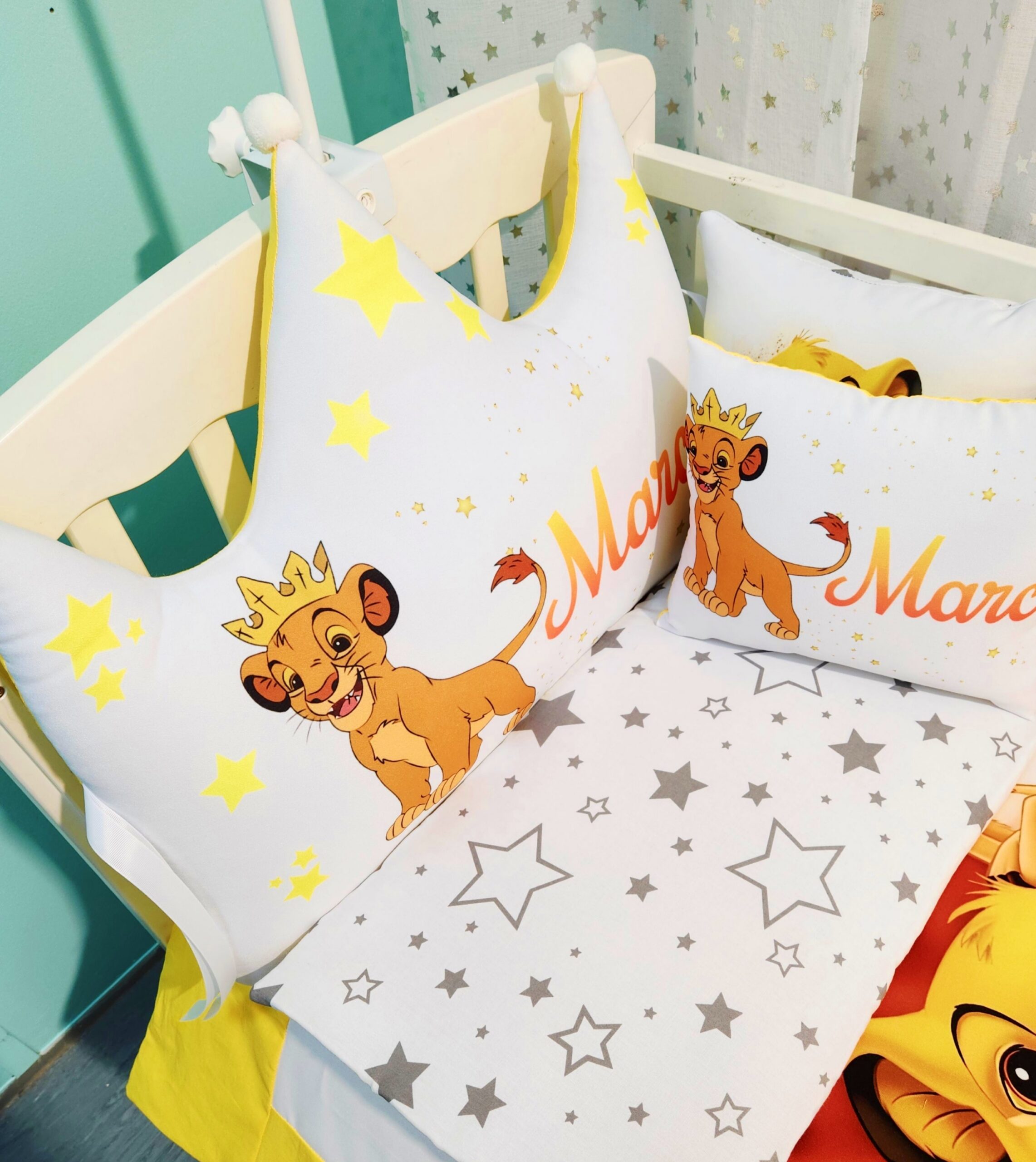 Modelo Coroa «Rei Leão Bebé verde amarelo»