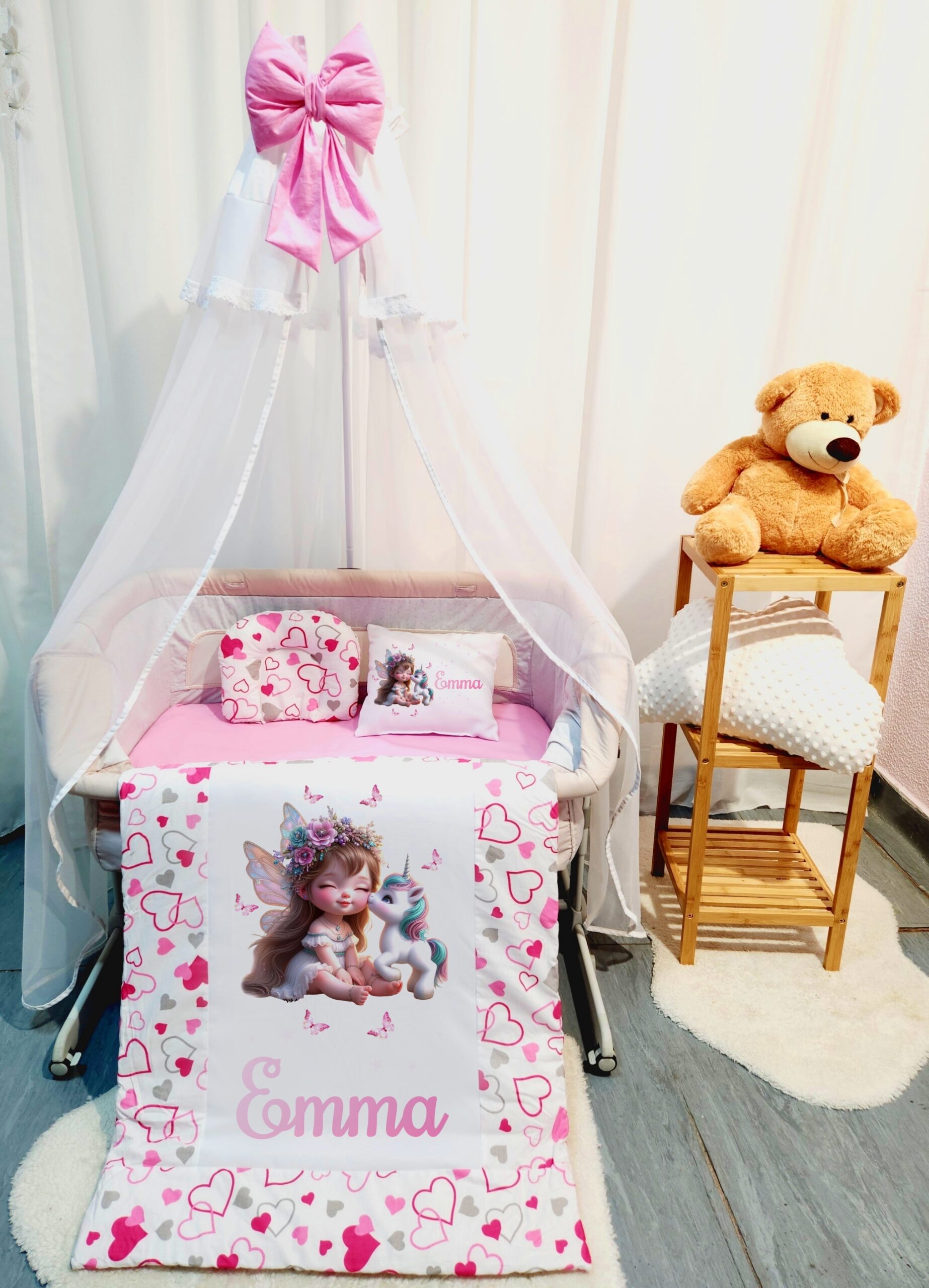 Roupa para mini berço «Anjo com unicórnio Corações»