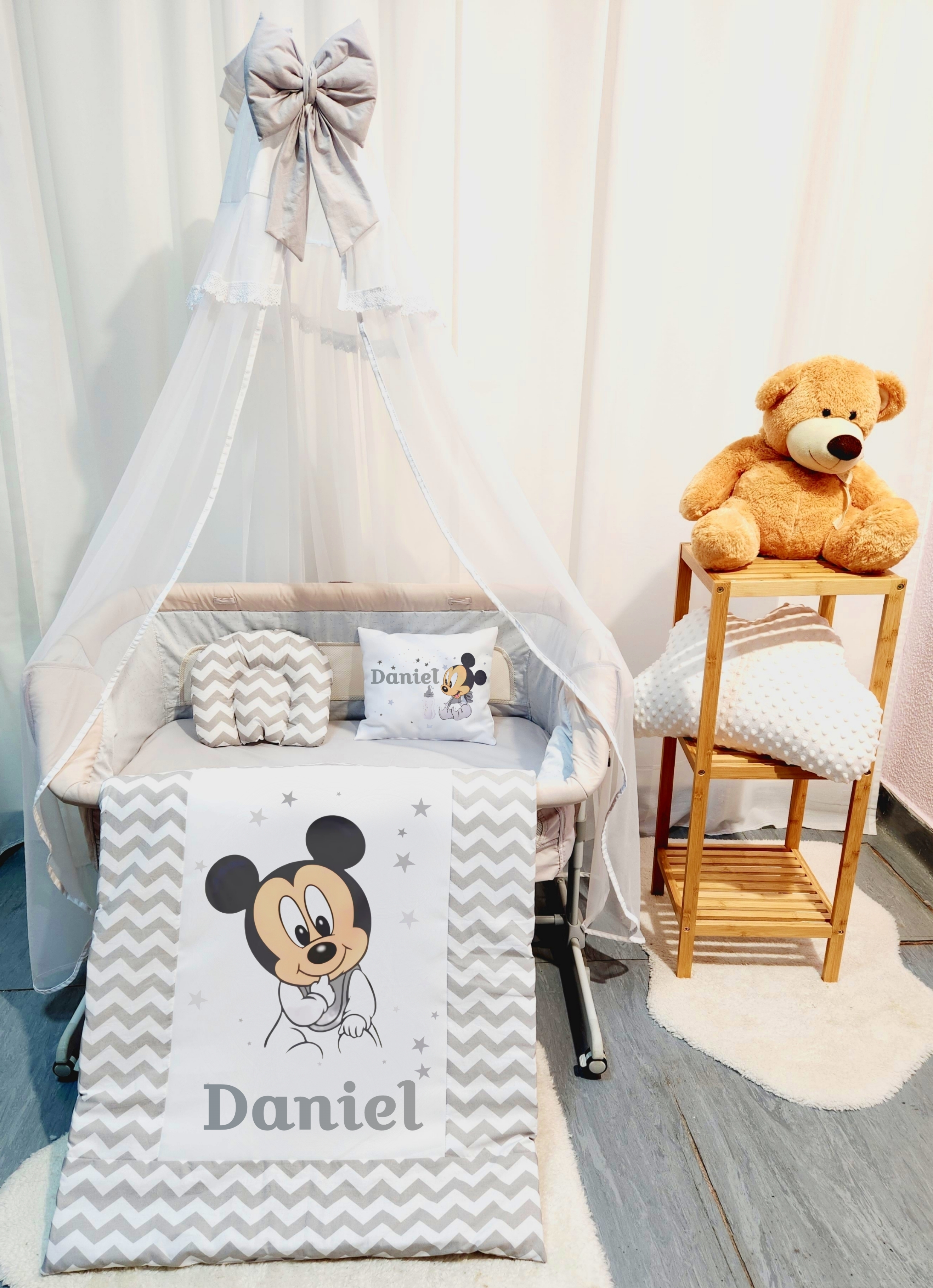 Roupa para mini berço «Mickey cinzento»