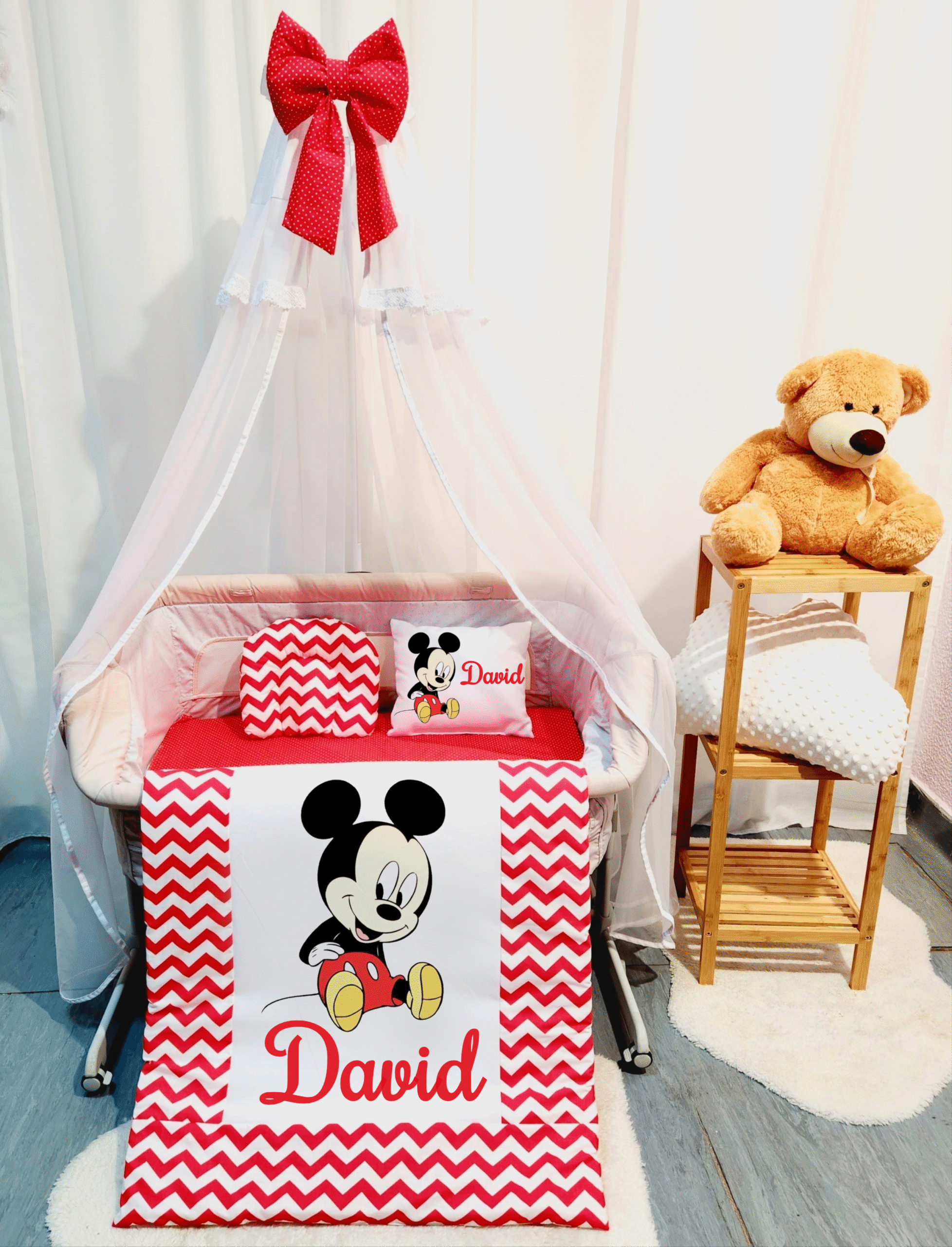 Roupa para mini berço «Mickey vermelho»