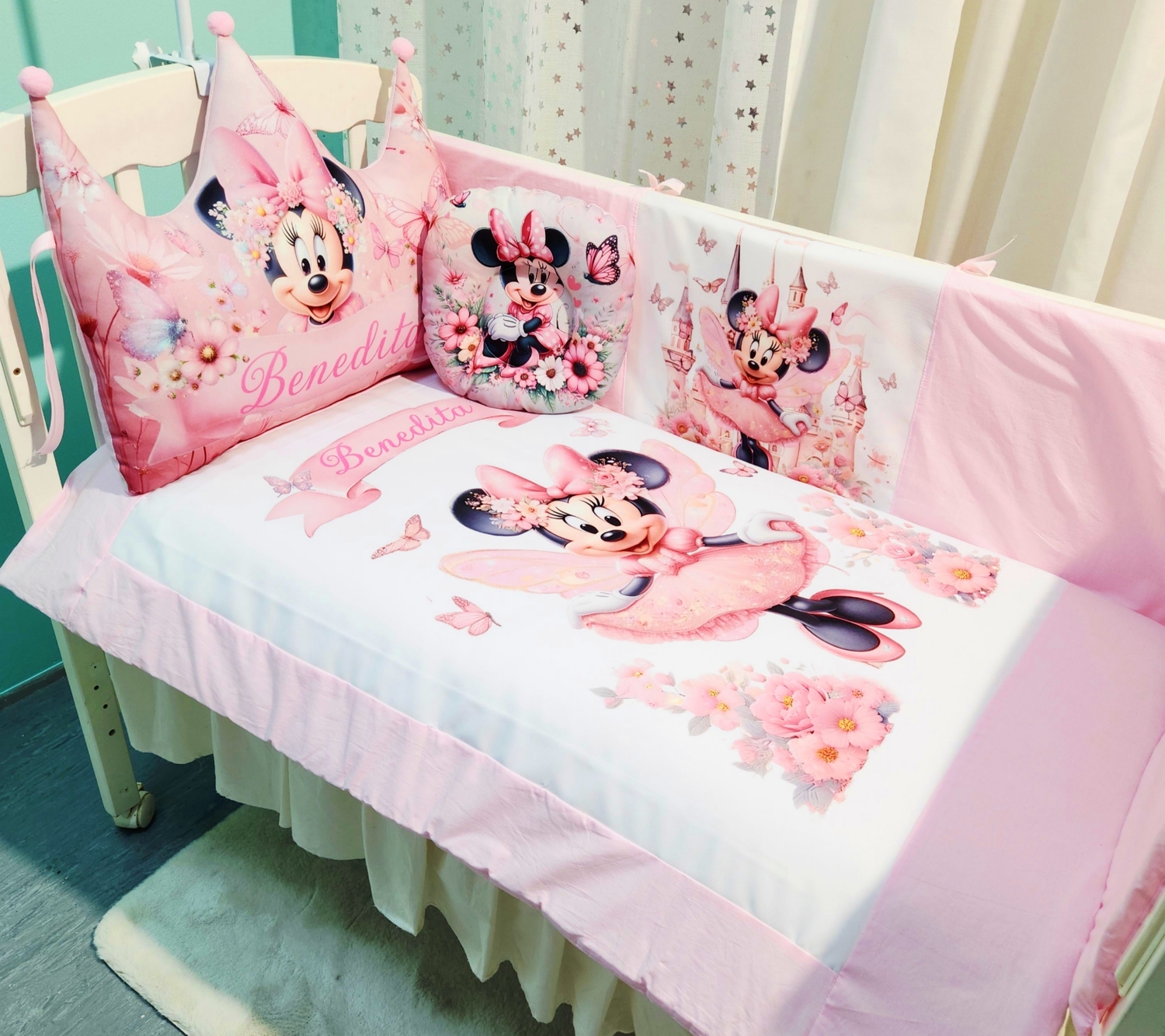 Modelo Harmonia «Minnie com flores »